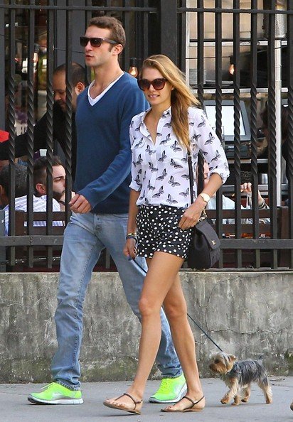 Ο χρυσός κληρονόμος και το διεθνές μοντέλο που θα παντρευτούν το καλοκαίρι στην Ελλάδα [εικόνες] | iefimerida.gr 9