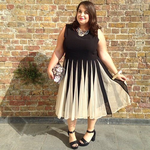 Αυτές είναι οι έξι παχουλές bloggers που καθορίζουν το τι θα φορεθεί παγκοσμίως [εικόνες] | iefimerida.gr 23