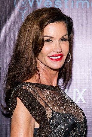 Σούπερ μόντελ καταγγέλλει: Ο Μπιλ Κόσμπι με νάρκωσε και με βίασε [εικόνες] | iefimerida.gr 0