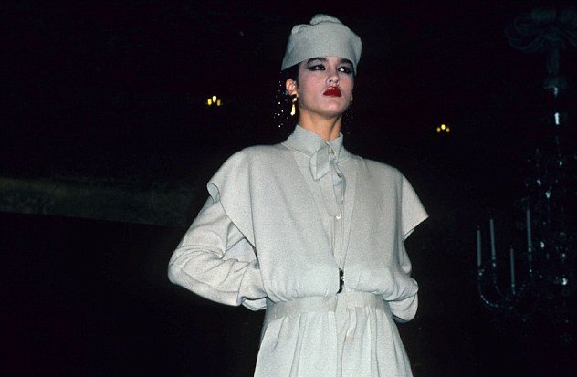 Σούπερ μόντελ καταγγέλλει: Ο Μπιλ Κόσμπι με νάρκωσε και με βίασε [εικόνες] | iefimerida.gr 4