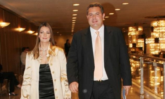 Η ξανθιά δικηγόρος στο πλάι της Ξουλίδου είναι η σύζυγος Καμμένου [εικόνες] | iefimerida.gr 8