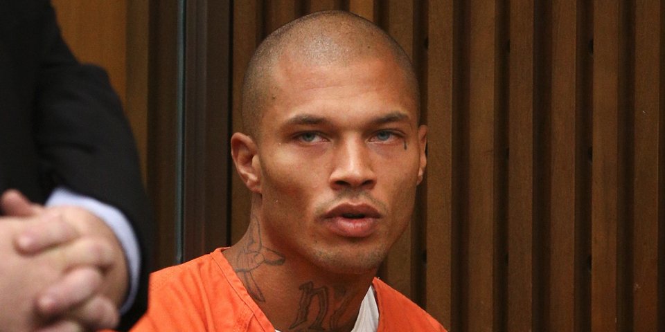 Εγκληματίες με αγγελικά πρόσωπα: Οι τρεις πιο σέξι κατάδικοι όλων των εποχών -Ηθελαν όλοι να τους... παντρευτούν [εικόνες] | iefimerida.gr 11