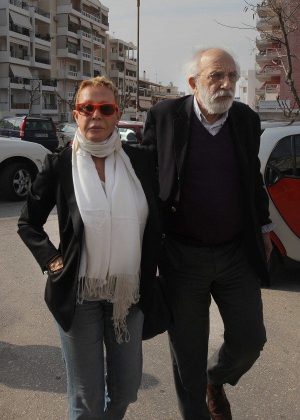 Ζωή Λάσκαρη: Οταν έπιασα τον Λυκουρέζο να με απατά | iefimerida.gr 1