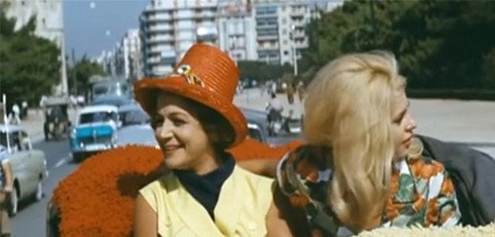 Η Χλόη Λιάσκου, η μικρή αδελφή του Βουτσά στις ταινίες, για πρώτη φορά στην TV μετά από 22 χρόνια [εικόνες] | iefimerida.gr 4