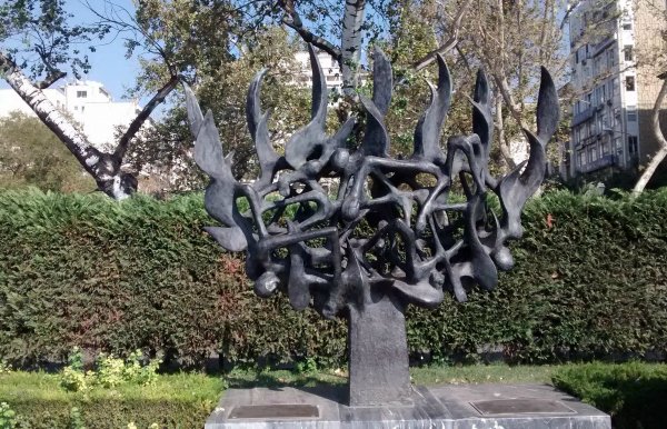 Haaretz: Η Θεσσαλονίκη ψάχνει το εβραϊκό παρελθόν της -Ο ρόλος του Μπουτάρη και οι σύγχρονοι αντισημίτες [εικόνες] | iefimerida.gr 2