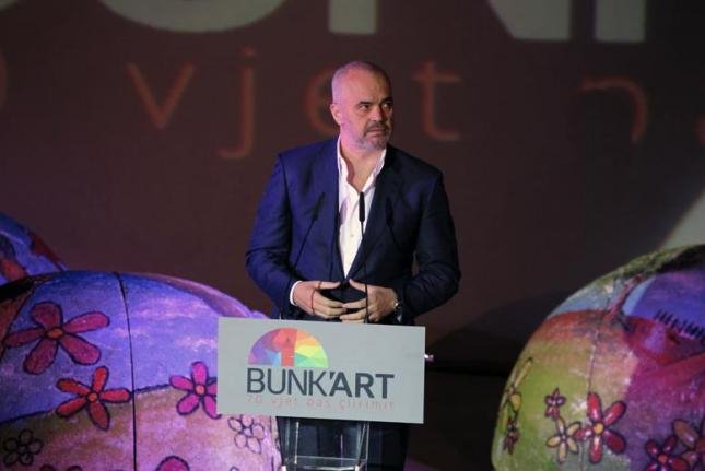 Αλβανία: Στα άδυτα του καταφυγίου του Χότζα -Σούπερ λουξ ανέσεις κάτω από τη γη [εικόνες & βίντεο] | iefimerida.gr 11