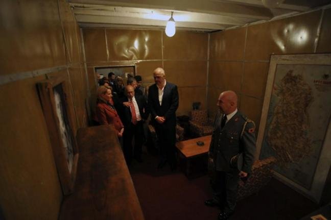 Αλβανία: Στα άδυτα του καταφυγίου του Χότζα -Σούπερ λουξ ανέσεις κάτω από τη γη [εικόνες & βίντεο] | iefimerida.gr 12