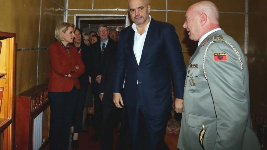 Αλβανία: Στα άδυτα του καταφυγίου του Χότζα -Σούπερ λουξ ανέσεις κάτω από τη γη [εικόνες & βίντεο] | iefimerida.gr 6