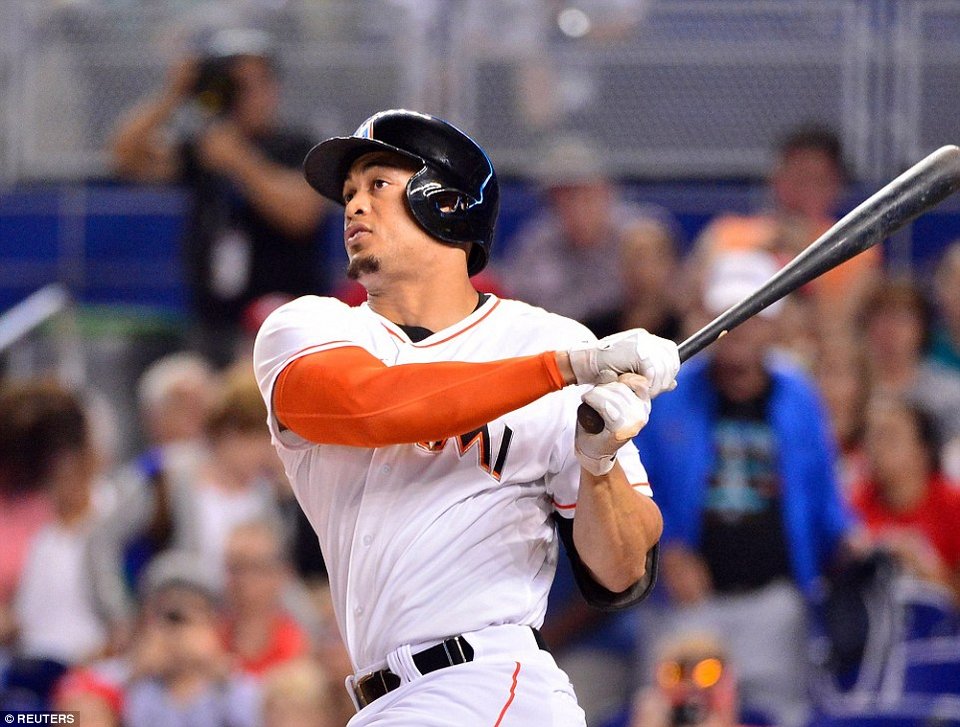 Παίκτης του μπέιζμπολ υπέγραψε για 260 εκατ. ευρώ -Το πιο ακριβό συμβόλαιο αθλητή στην Ιστορία [εικόνες] | iefimerida.gr 0