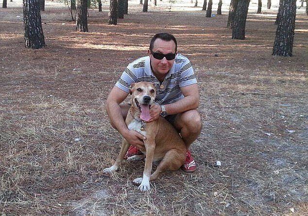 Αποζημίωση 150.000 ευρώ ζητά η νοσοκόμα που είχε Εμπολα για τη θανάτωση του σκύλου της | iefimerida.gr 3