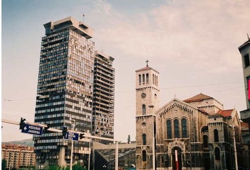 Η ολική μεταμόρφωση του Σαράγεβο: Η ισοπεδωμένη πόλη της Ευρώπης που έγινε Πολιτιστική Πρωτεύουσα [εικόνες] | iefimerida.gr 3