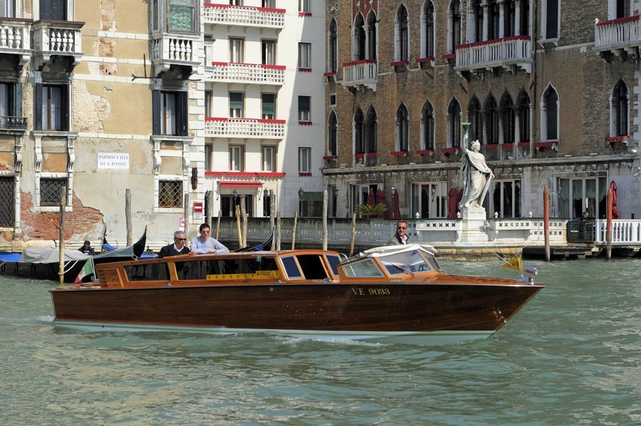 Τα ταξί του κόσμου -Τα χρώματα και τα οχήματα που κάνουν βόλτες σε κάθε γωνιά του πλανήτη [εικόνες] | iefimerida.gr 14