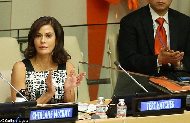 Τέρι Χάτσερ: Κλαίει γιατί τη βίασε ο θείος της σε ηλικία 7 ετών [εικόνες] | iefimerida.gr 2