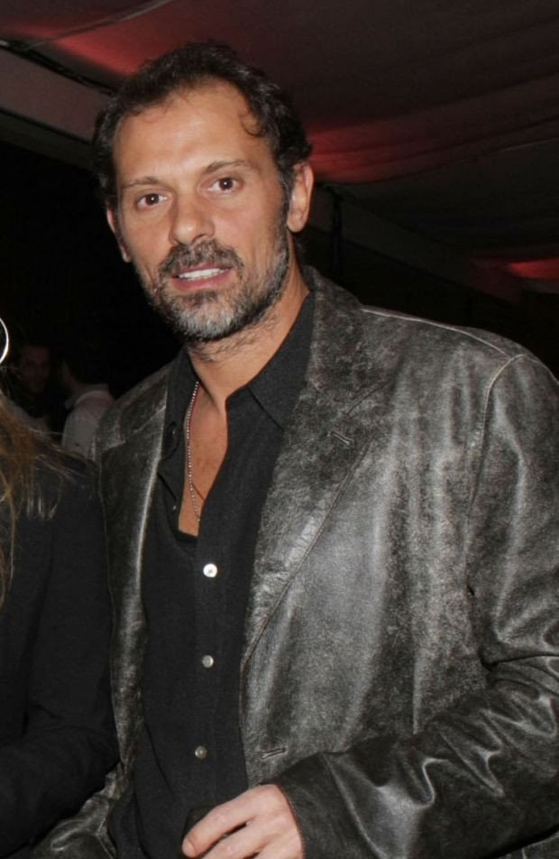 Η απίστευτη μεταμόρφωση του ηθοποιού Τζώνη Θεοδωρίδη [εικόνες] | iefimerida.gr 1