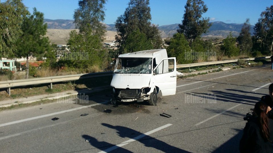  Σοβαρό τροχαίο στον περιφερειακό του Αιγάλεω [εικόνες] | iefimerida.gr 1