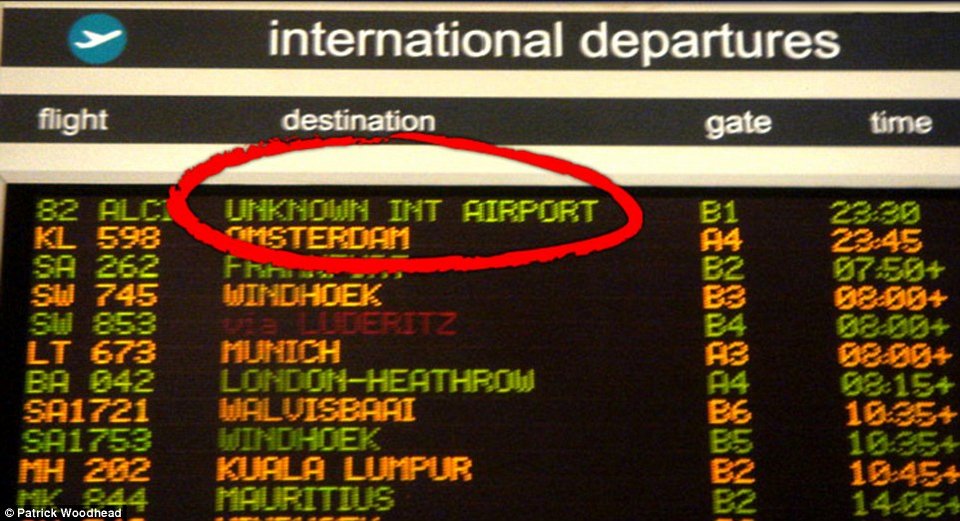 Το «σαφάρι» των κροίσων: Μένουν σε ιγκλού και πίνουν σαμπάνιες δίπλα στους πιγκουίνους της Ανταρκτικής [εικόνες] | iefimerida.gr 10