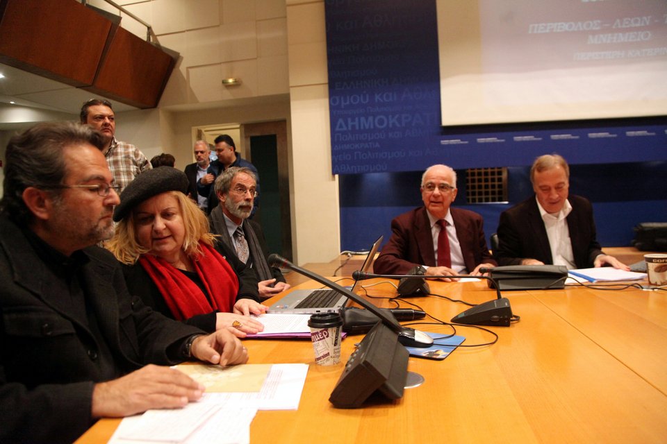 Δυο ξένοι στην ίδια ανασκαφή: Οι τεταμένες σχέσεις της Κατερίνας Περιστέρη με το υπουργείο Πολιτισμού [εικόνες] | iefimerida.gr 3