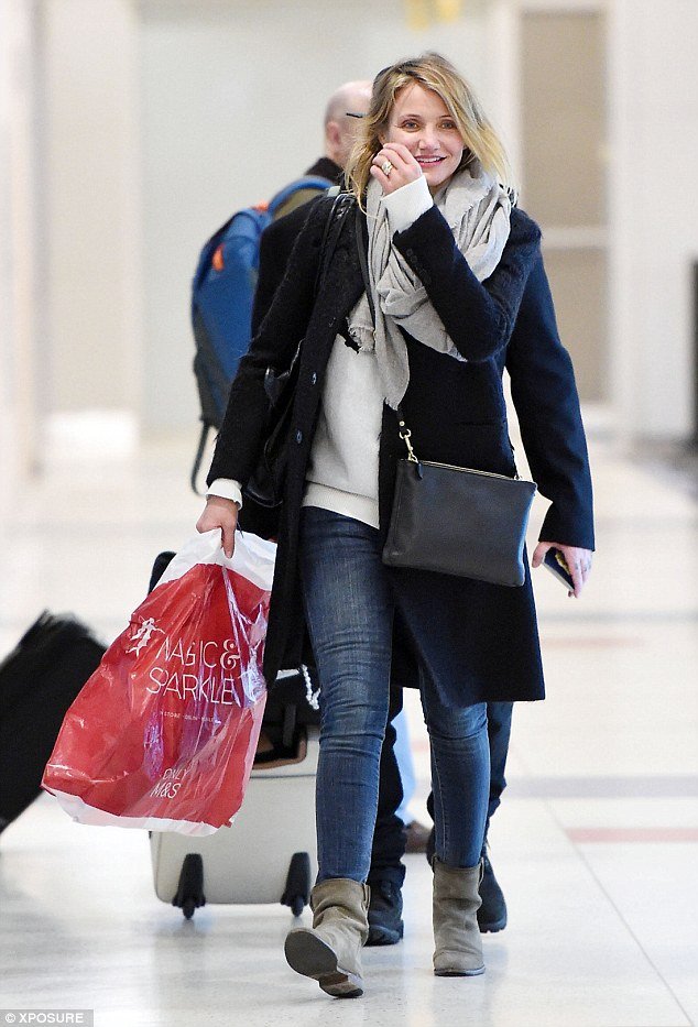 Η Κάμερον Ντίαζ παντρεύεται: Oκτώ χρόνια μικρότερος ο άνδρας που την... έριξε [εικόνες] | iefimerida.gr 1