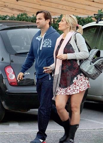 Το μίνι της εγκύου -Η Ελένη Μενεγάκη με καυτό θεόκοντο φόρεμα [εικόνα] | iefimerida.gr 0