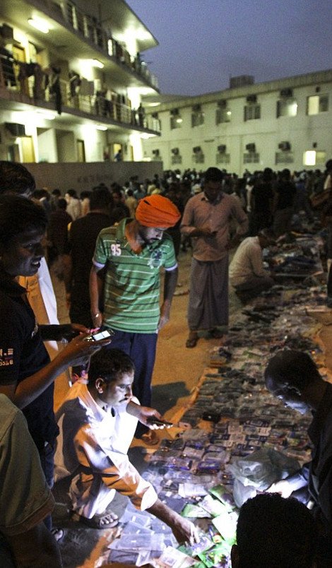 Η άλλη όψη του Ντουμπάι δεν είναι καθόλου φανταχτερή -Στα άδυτα του στρατοπέδου συγκέντρωσης των εργατών που χτίζουν τους ουρανοξύστες [εικόνες] | iefimerida.gr 4