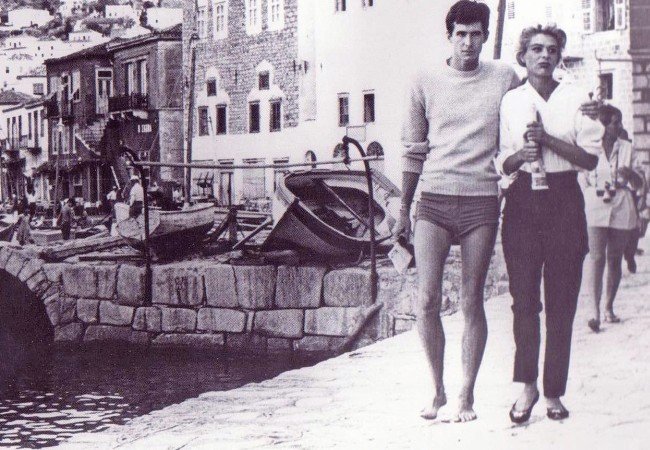 Oι διάσημοι που «έφυγαν» από AIDS -Ο θάνατός τους προκάλεσε κύμα ευαισθητοποίησης για τον ιό [εικόνες] | iefimerida.gr 6