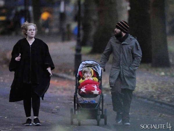 Χωρισμός βόμβα στη σόουμπιζ -Η τραγουδίστρια που άφησε τον πατέρα του παιδιού της [εικόνες] | iefimerida.gr 4