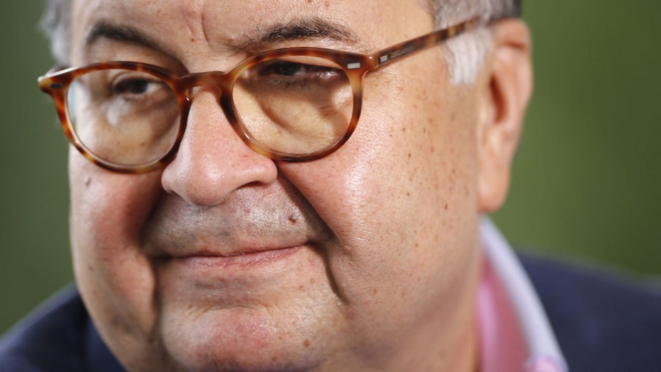 Αυτός είναι ο τρελός που έδωσε 4,8 εκατ. δολάρια για να αγοράσει το Νόμπελ του Γουάτσον -Στη συνέχεια του το επέστρεψε... [εικόνες] | iefimerida.gr 0