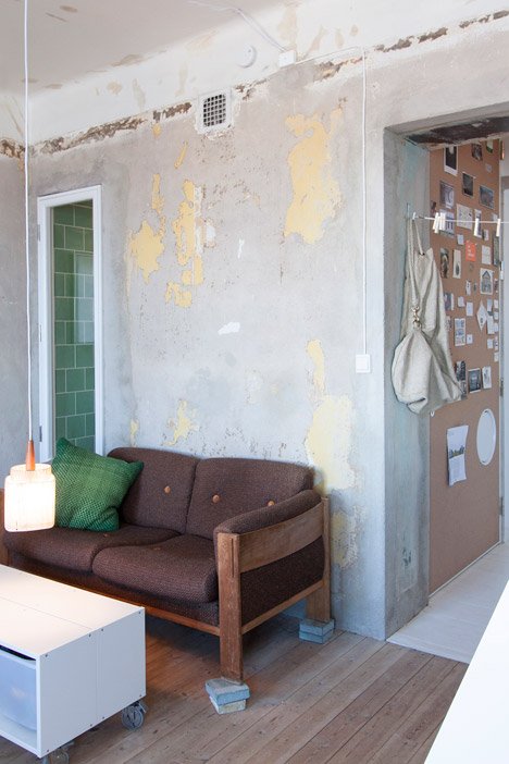 Πώς μια παλιά αποθήκη 36 τετραγωνικών μεταμορφώθηκε σε ένα υπέροχο και άνετο loft [εικόνες] | iefimerida.gr 10