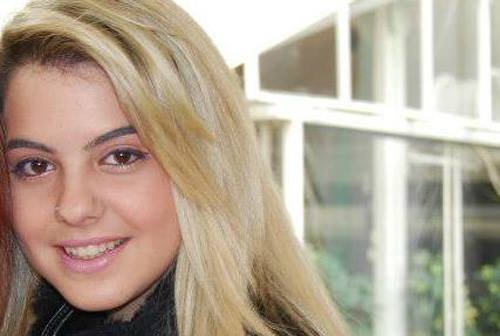 Ασπασία, η νεαρή που πυροβόλησε ο πατέρας της -«Οι σφαίρες είναι ακόμη μέσα στο κεφάλι της» [εικόνες] | iefimerida.gr 1