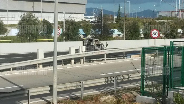 Νέα δεδομένα στο θρίλερ και με το Smart που ανατινάχτηκε εν κινήσει στην Αττική Οδό -Το είχαν παγιδεύσει με βόμβα τύπου «χελώνα» | iefimerida.gr 1