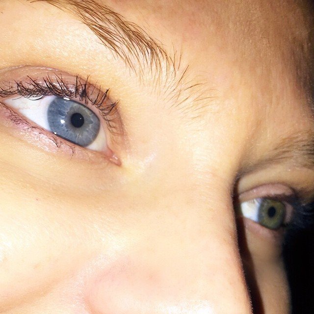 Υβόννη Μπόσνιακ: Ενα μάτι μπλε και ένα πράσινο [εικόνες] | iefimerida.gr 0