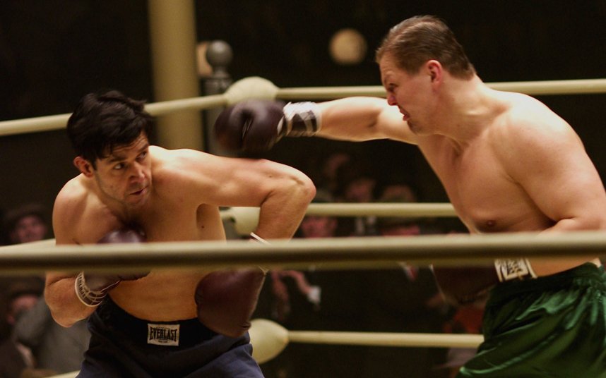 Ανέβηκαν στο ρινγκ και τρελάθηκαν -Ηθοποιοί που παραπήραν σοβαρά το ρόλο πυγμάχου [εικόνες] | iefimerida.gr 5