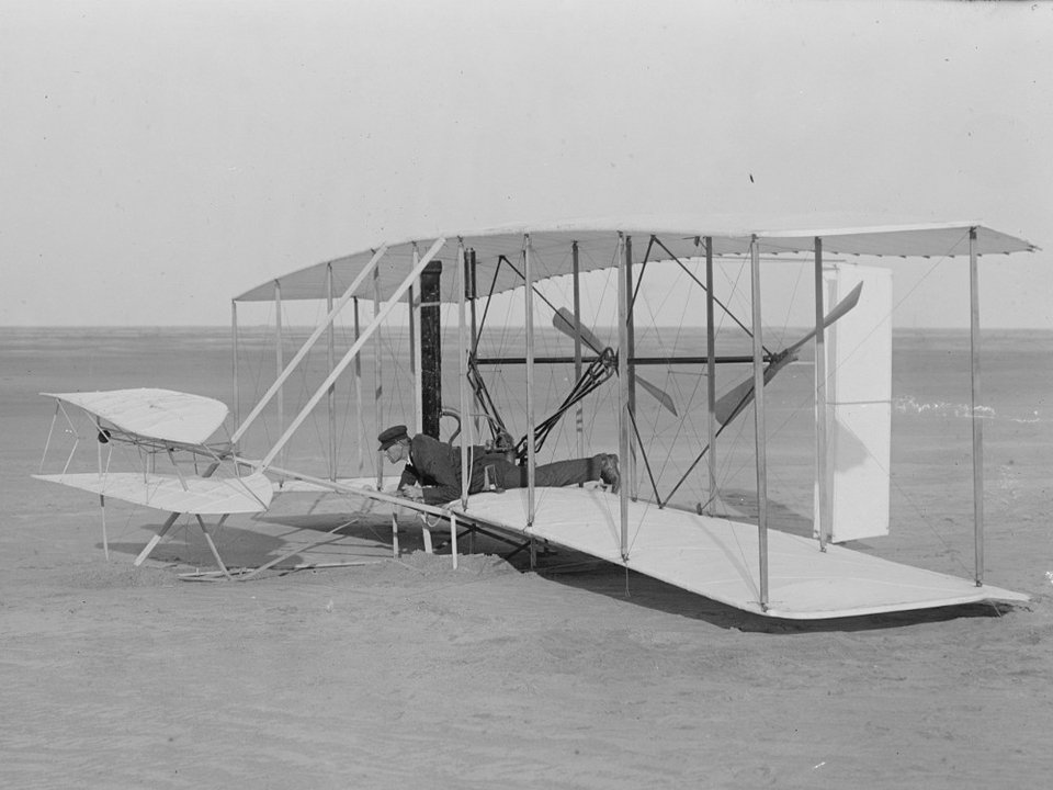 Οταν το 1903 οι αδελφοί Ράιτ πέταξαν για πρώτη φορά -Το high tech για την εποχή αεροπλάνο [εικόνες & βίντεο] | iefimerida.gr 6