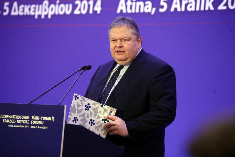 Γαλιφιές Νταβούτογλου: Ελάτε να λύσουμε το Κυπριακό για να εκμεταλλευθούμε μαζί τα κοιτάσματα [εικόνες] | iefimerida.gr 3