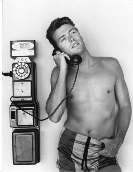 Πριν από 58 χρόνια: Οταν ο Κλιντ Ιστγουντ ήταν ένας 26χρονος ζεν πρεμιέ  [εικόνα] | iefimerida.gr 0