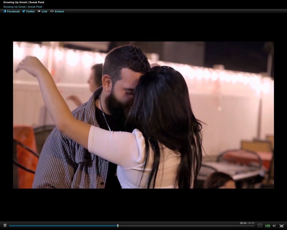 Σάλος με ριάλιτι του MTV που κοροϊδεύει τους Ελληνοαμερικανούς -Τους δείχνει βάρβαρους που σπάνε πιάτα και χορεύουν [εικόνες] | iefimerida.gr 2