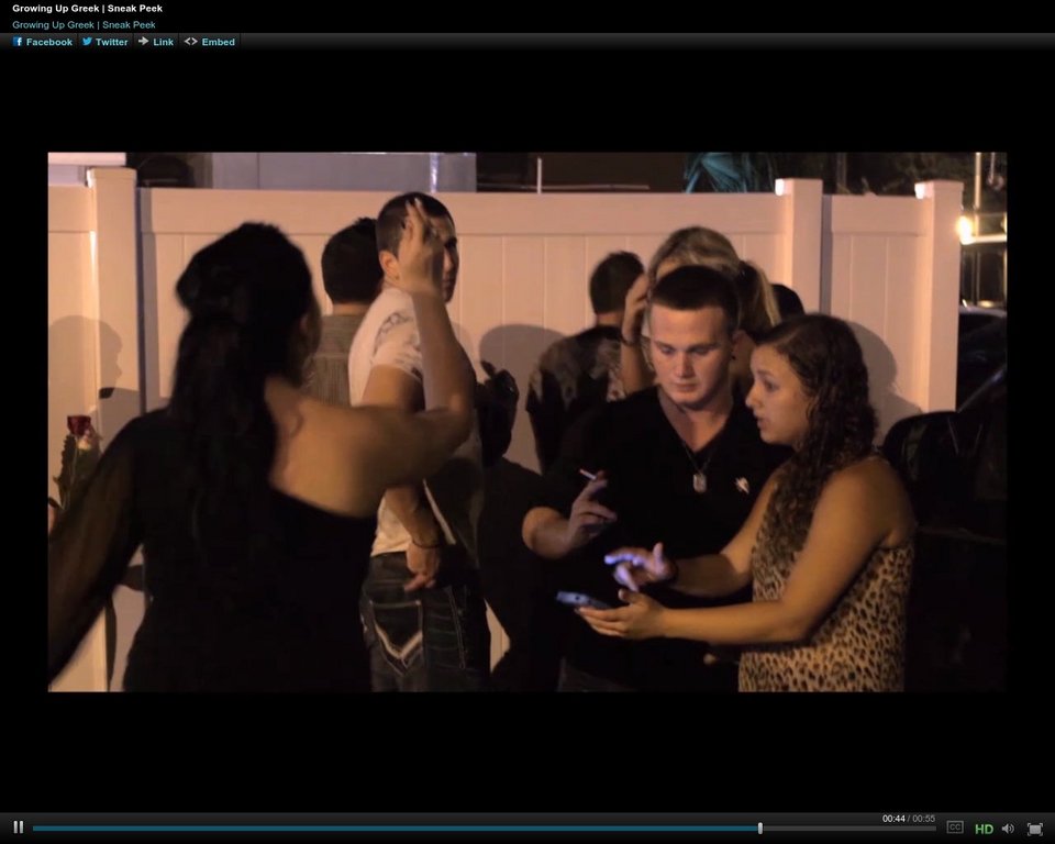 Σάλος με ριάλιτι του MTV που κοροϊδεύει τους Ελληνοαμερικανούς -Τους δείχνει βάρβαρους που σπάνε πιάτα και χορεύουν [εικόνες] | iefimerida.gr 3