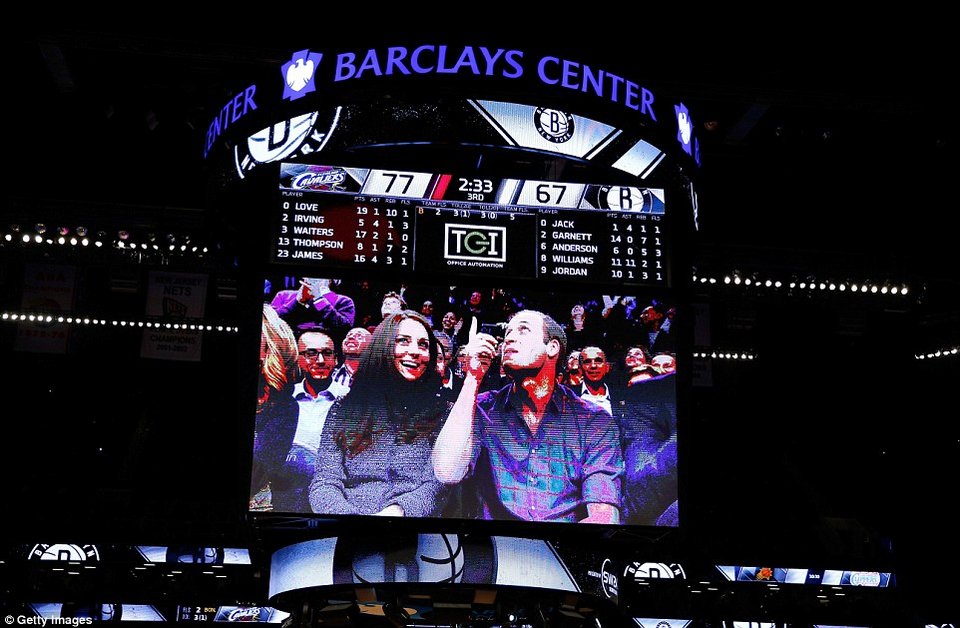 ΝΒΑ: O πρίγκιπας Γουίλιαμ στον «βασιλιά» Λεμπρόν Τζέιμς [εικόνες] | iefimerida.gr 2