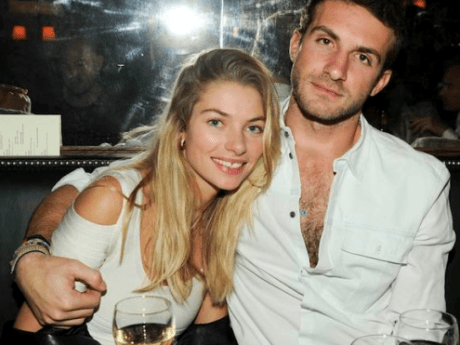 Το κορίτσι του Σταύρου Νιάρχου χορεύει με μαύρα εσώρουχα και γόβες στιλέτο [βίντεο] | iefimerida.gr 2