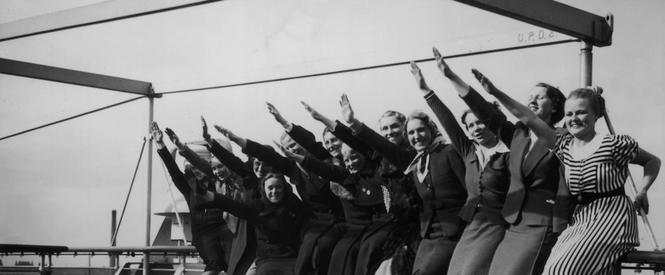 Οι μέγαιρες του Χίτλερ –Ο ρόλος των γυναικών στην ναζιστική Γερμανία [εικόνες] | iefimerida.gr 2