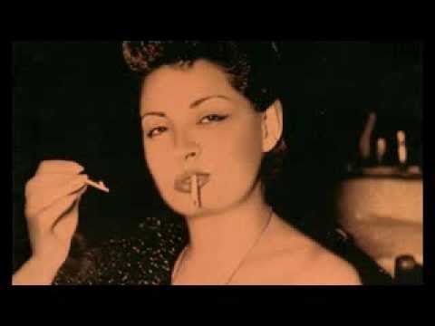 Πέθανε η θρυλική ερμηνεύτρια του ελαφρολαϊκού τραγουδιού Μάγια Μελάγια [εικόνες] | iefimerida.gr 2