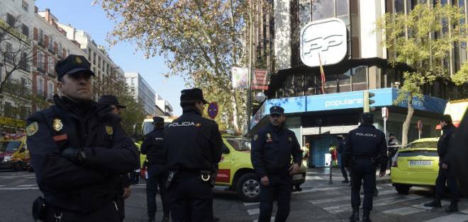 Ψυχοπαθής και ναρκομανής ο 37χρονος που ήθελε να τινάξει στον αέρα τα γραφεία του Ραχόι [εικόνες] | iefimerida.gr 4