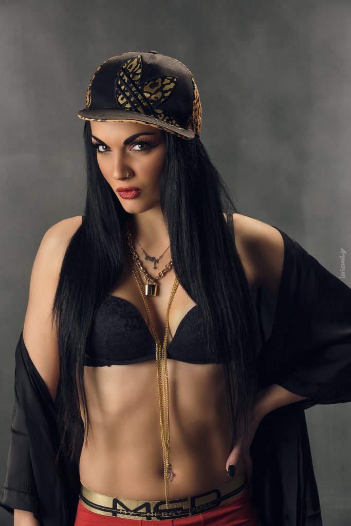 Φωτιά στη μπάρα: Αυτές είναι οι πιο σέξι barwomen της Ελλάδας [εικόνες] | iefimerida.gr 0