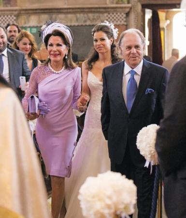 Ποια είναι η Καρολίνα Παρθένη που έκανε γιαγιά την Γιάννα Αγγελοπούλου [εικόνες] | iefimerida.gr 5