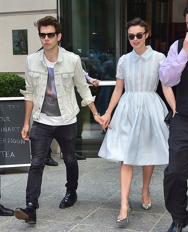 Ποιος είναι ο άντρας που θα κάνει μητέρα την Κίρα Νάιτλι [εικόνες] | iefimerida.gr 1