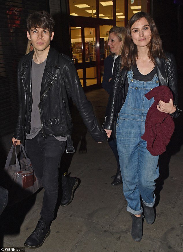 Ποιος είναι ο άντρας που θα κάνει μητέρα την Κίρα Νάιτλι [εικόνες] | iefimerida.gr 9