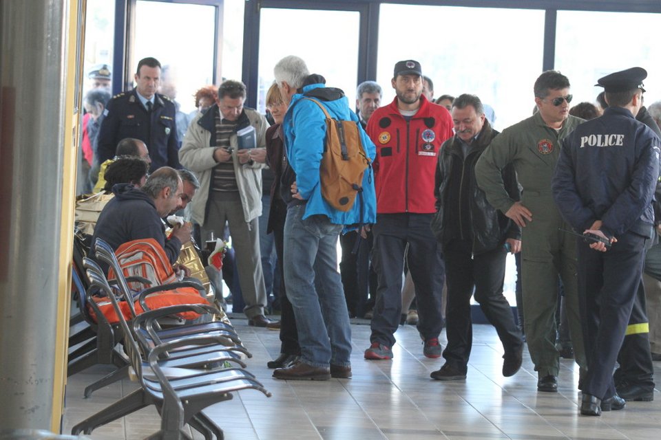 Στην Κέρκυρα 7 Ελληνες διασωθέντες από το φλεγόμενο Norman Atlantic -Με αναπνευστικά στο νοσοκομείο [εικόνες] | iefimerida.gr 1