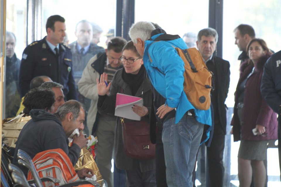 Στην Κέρκυρα 7 Ελληνες διασωθέντες από το φλεγόμενο Norman Atlantic -Με αναπνευστικά στο νοσοκομείο [εικόνες] | iefimerida.gr 3