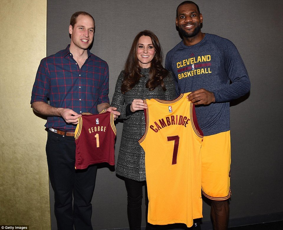 ΝΒΑ: O πρίγκιπας Γουίλιαμ στον «βασιλιά» Λεμπρόν Τζέιμς [εικόνες] | iefimerida.gr 0