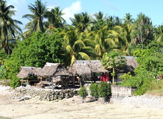 Το νησί που βρίσκεται στην... αρχή της Γης -Ενας εξωτικός παράδεισος που καταπίνει σιγά σιγά η θάλασσα [εικόνες] | iefimerida.gr 0